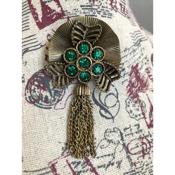 Vintage 1940s Emerald Green Rhinestone Tassel Brooch Pin-up Old Hollywood - Picture 1 of 4
